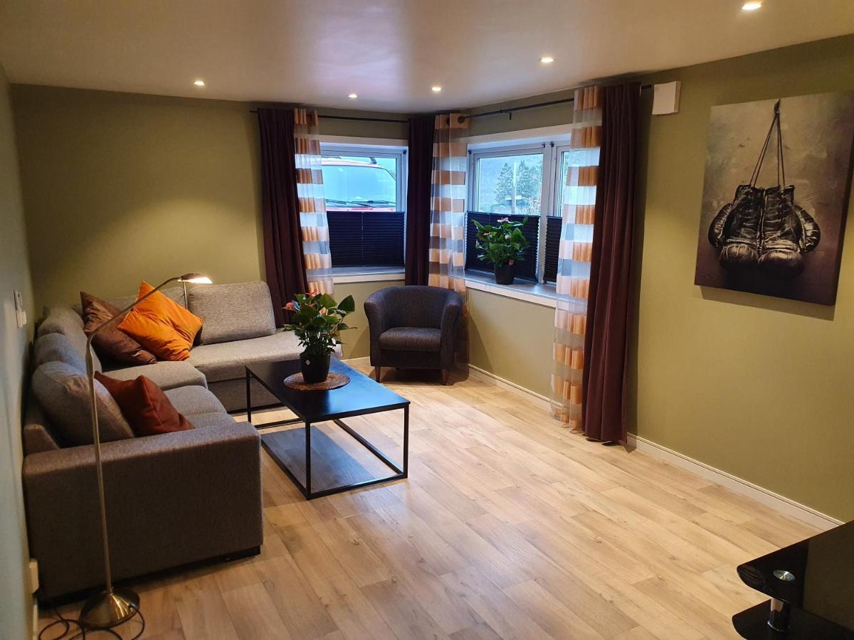Asveien Apartments. Harstad Luaran gambar